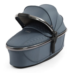 egg3 Carrycot - Topaz - shown with hood fully extended