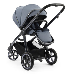 BabyStyle Oyster 3 LUXURY Bundle with Maxi-Cosi Pebble 360 Pro (Dream Blue) - showing the seat unit and chassis together as the pushchair in parent-facing mode