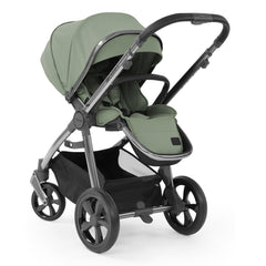 BabyStyle Oyster 3 LUXURY Bundle with Maxi-Cosi Pebble 360 Pro (Spearmint) - showing the seat unit and chassis together as the pushchair in parent-facing mode