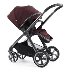 BabyStyle Oyster 4 - Mulberry - Pushchair, parent-facing